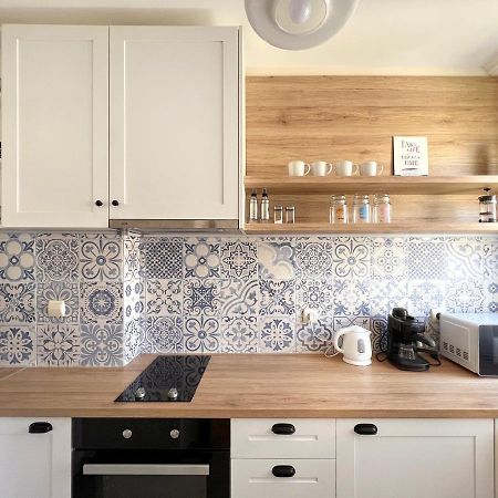 Lovely Apartment With Balcony In Pomorie Old Town By Flat Mаnаger Esterno foto