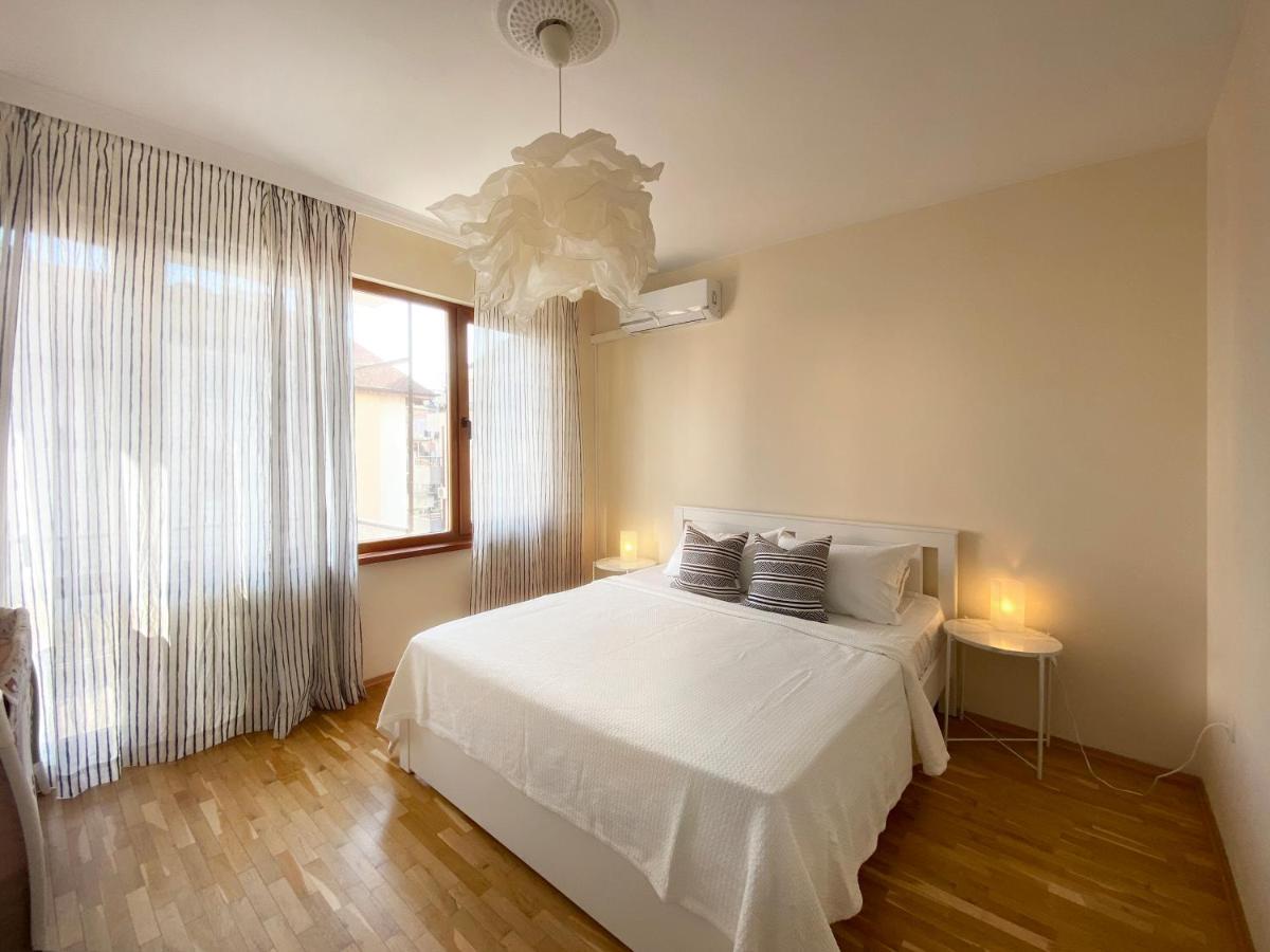 Lovely Apartment With Balcony In Pomorie Old Town By Flat Mаnаger Esterno foto